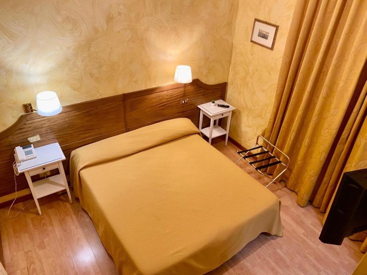 Sweet Dream Roma Termini Hotel Exterior foto